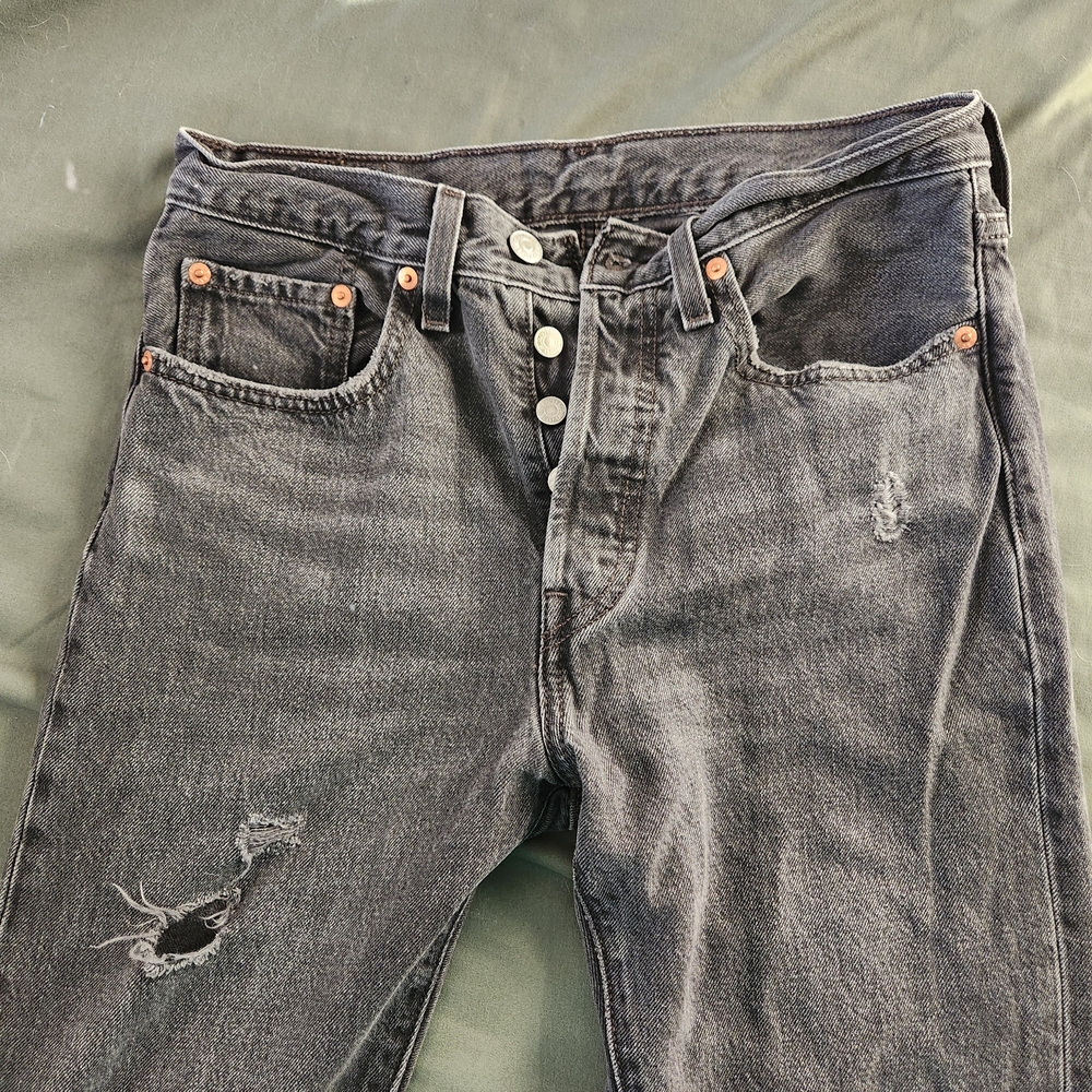 Levi's High Rise Women's Jeans - Washed Black - Picture 2 of 5